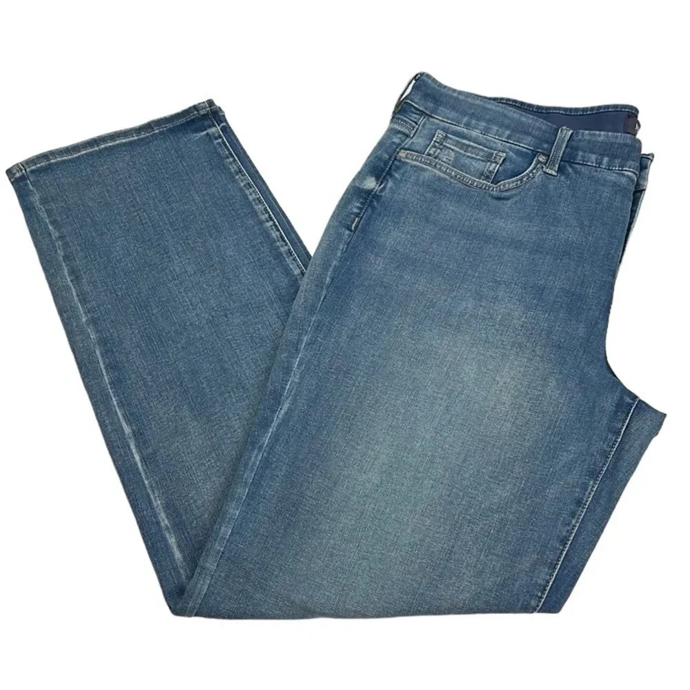 NYDJ NWOT‎ Women’s XL Waist-Match Lift x Tuck Technology Marilyn Straight Jean
